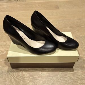 Franco Sarto Helio Wedge Pump Black Size 7